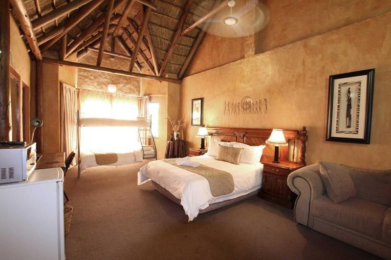 Kuruman Inn By Country Hotels image