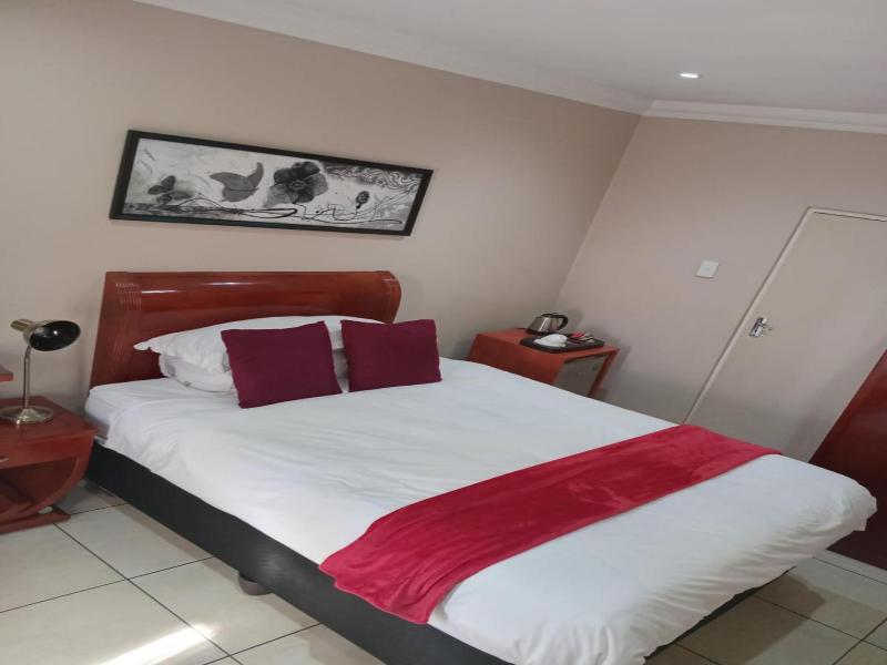 Lakeview Boutique Hotel & Conference Center image