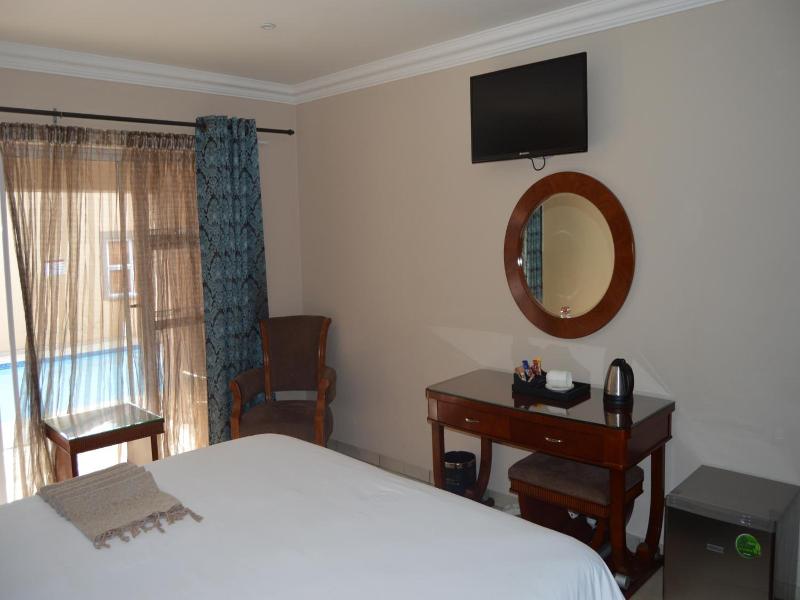 Lakeview Boutique Hotel & Conference Center image