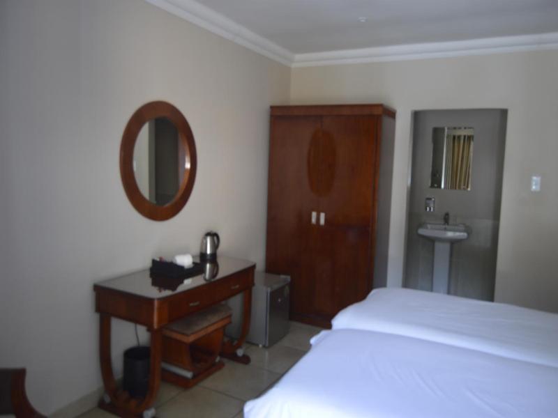 Lakeview Boutique Hotel & Conference Center image