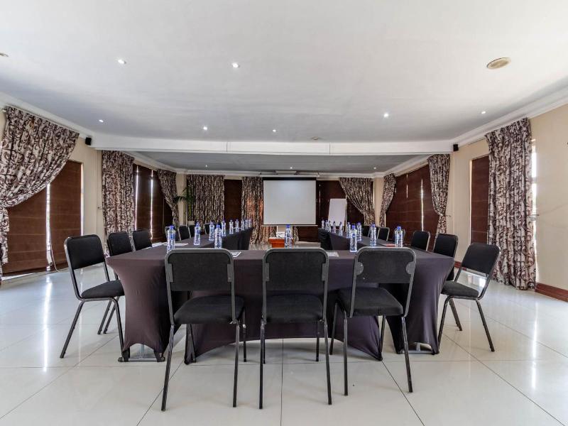 Lakeview Boutique Hotel & Conference Center image