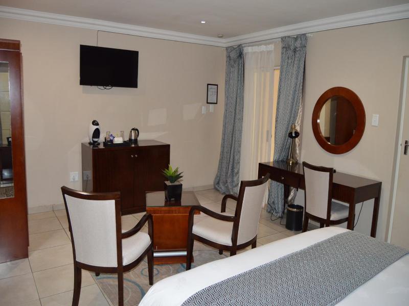 Lakeview Boutique Hotel & Conference Center image