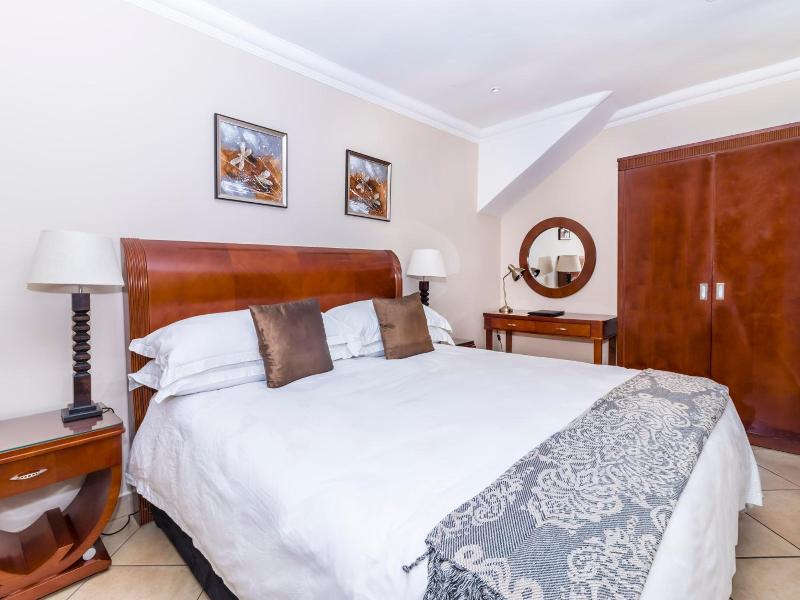 Lakeview Boutique Hotel & Conference Center image