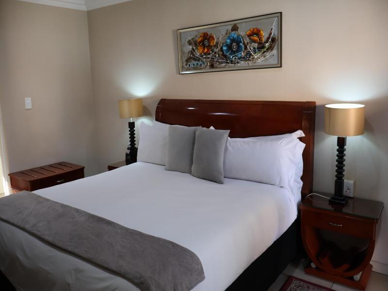 Lakeview Boutique Hotel & Conference Center image