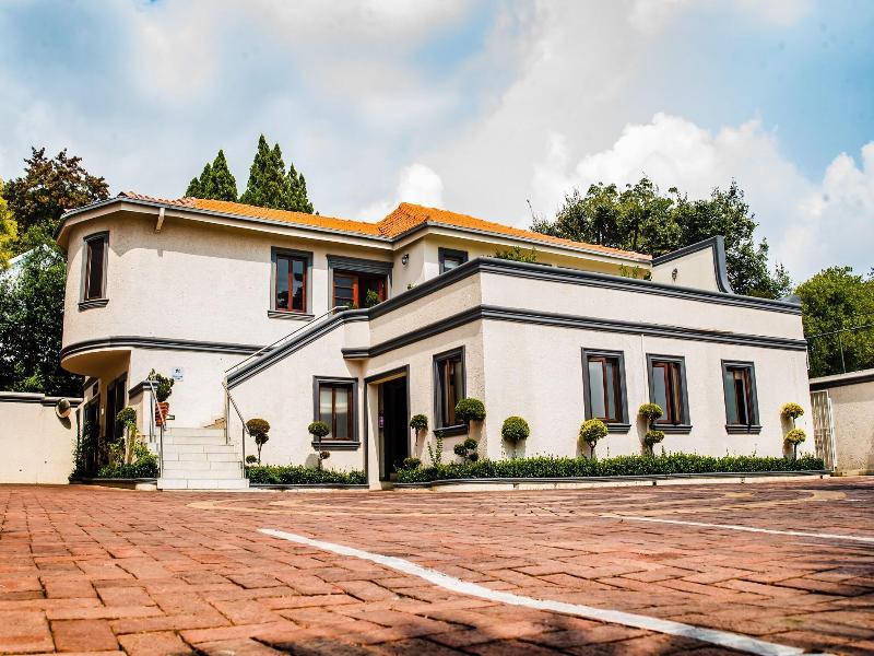 Gardenia Boutique Hotel image