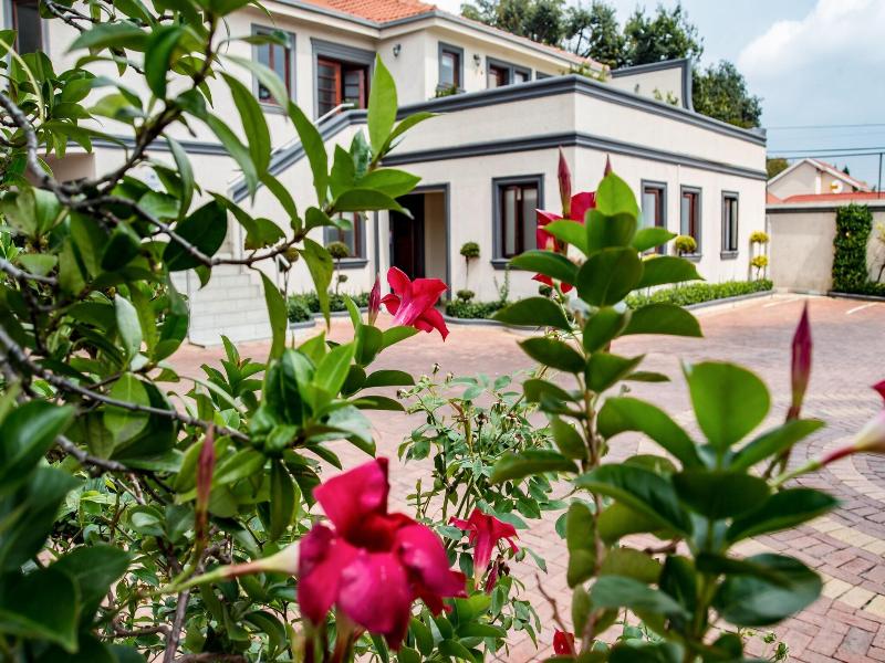 Gardenia Boutique Hotel image