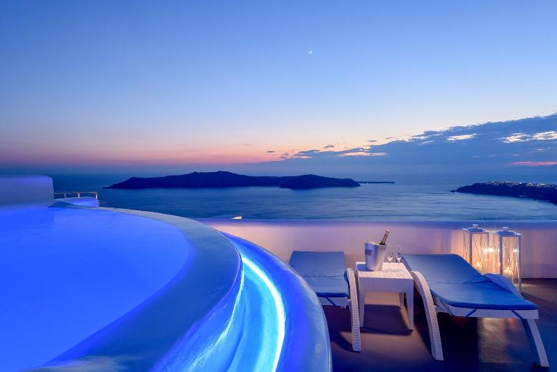 Abyssanto Suites & Spa image