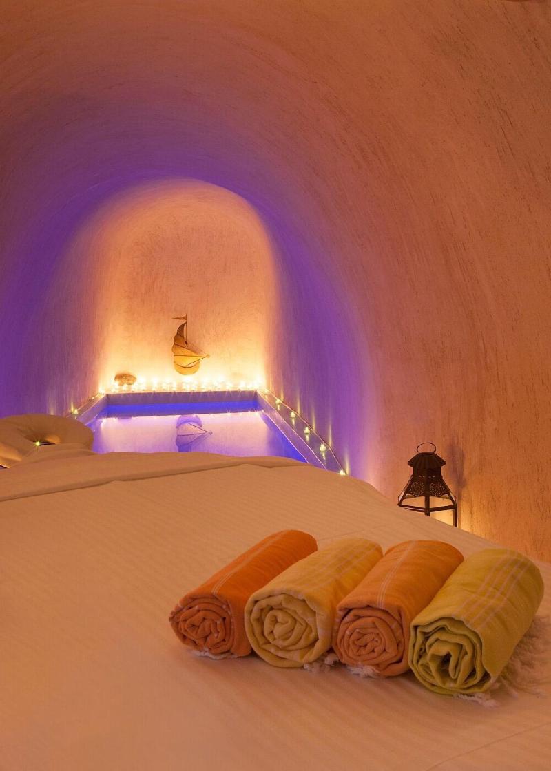 Abyssanto Suites & Spa image