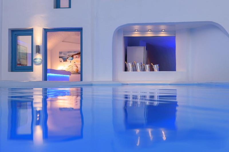Abyssanto Suites & Spa image