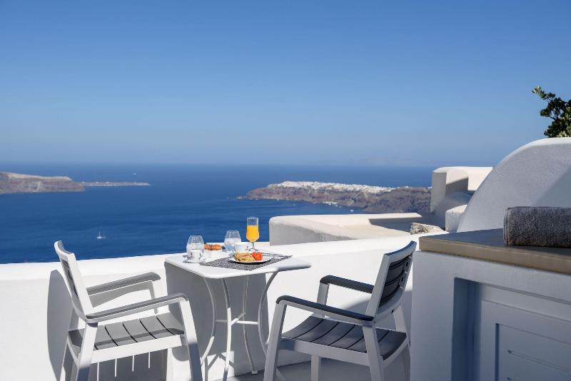 Abyssanto Suites & Spa image
