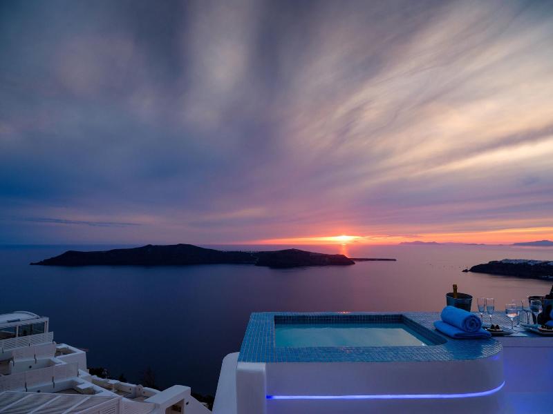 Abyssanto Suites & Spa image