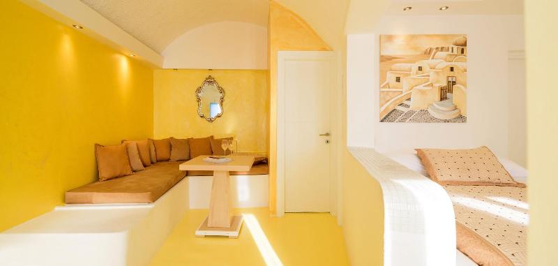 Abyssanto Suites & Spa image