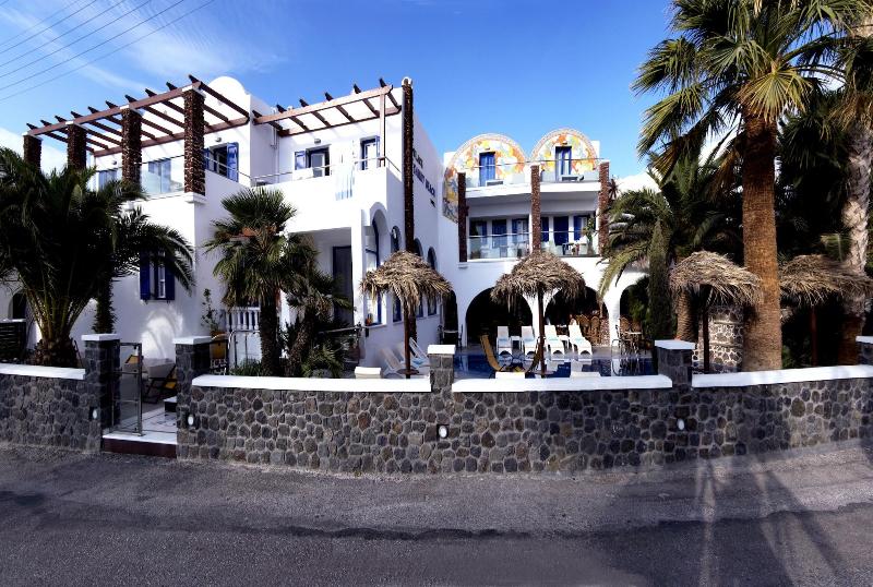 Blacksandy Beach Hotel image