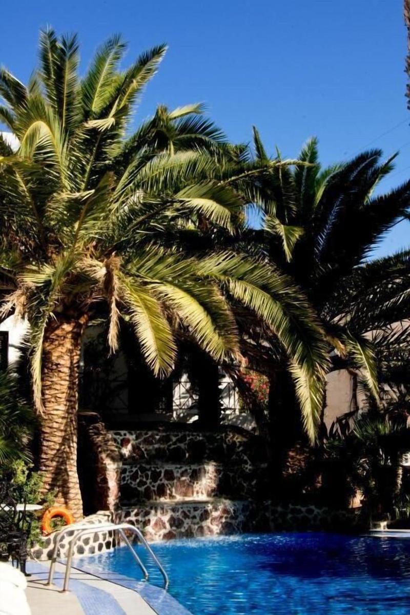 Blacksandy Beach Hotel image