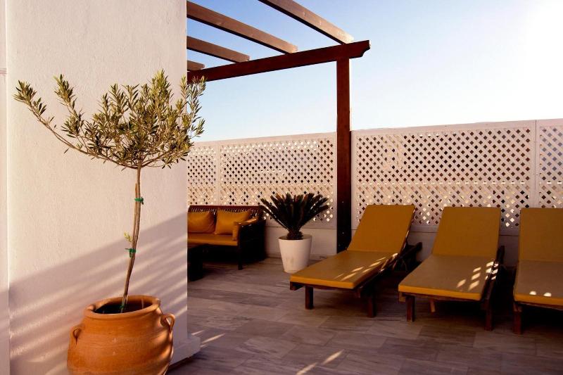 Blacksandy Beach Hotel image