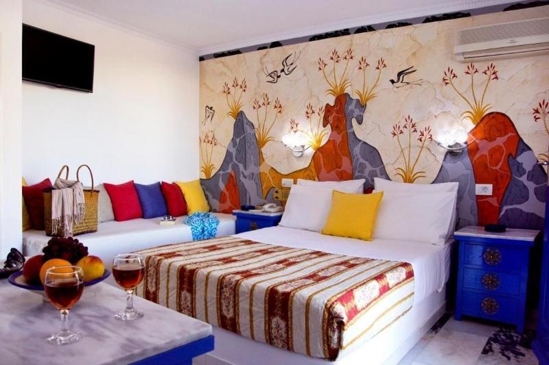 Blacksandy Beach Hotel image