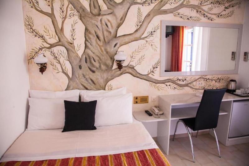 Blacksandy Beach Hotel image