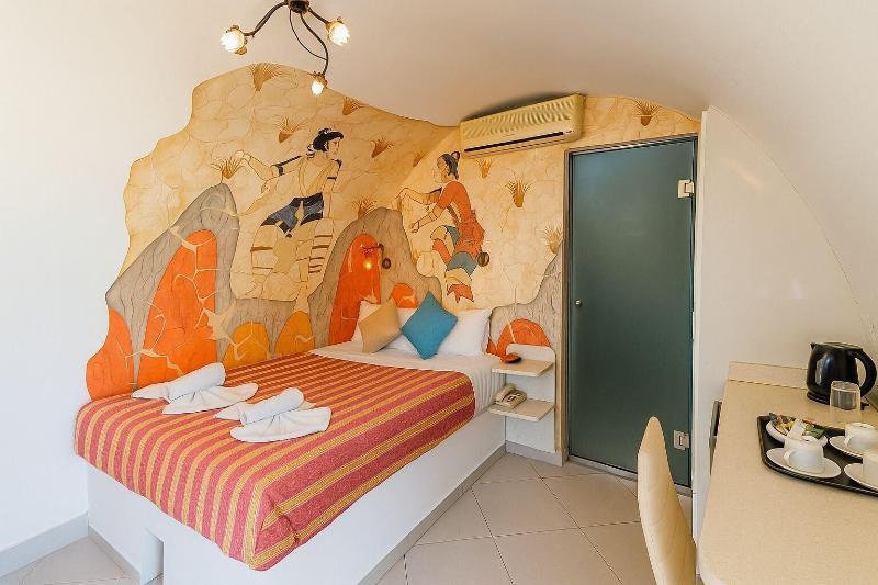 Blacksandy Beach Hotel image