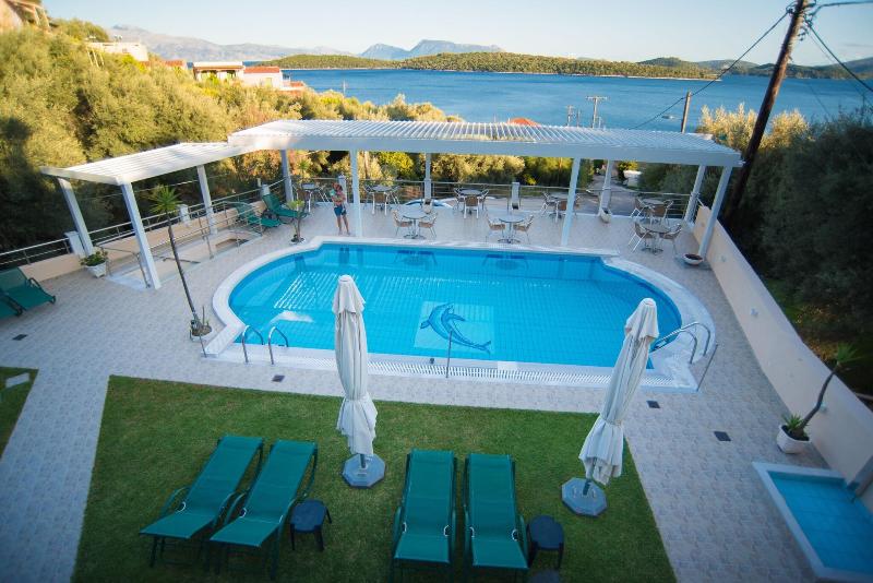 Oasis Hotel image