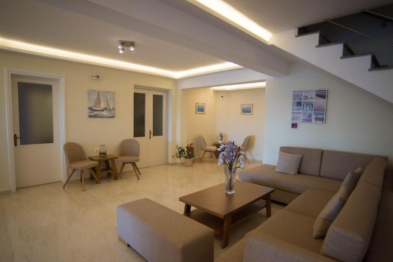 Oasis Hotel image