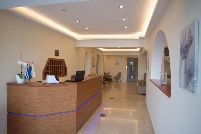 Oasis Hotel image