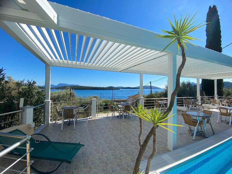 Oasis Hotel image