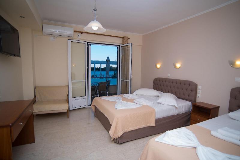 Oasis Hotel image