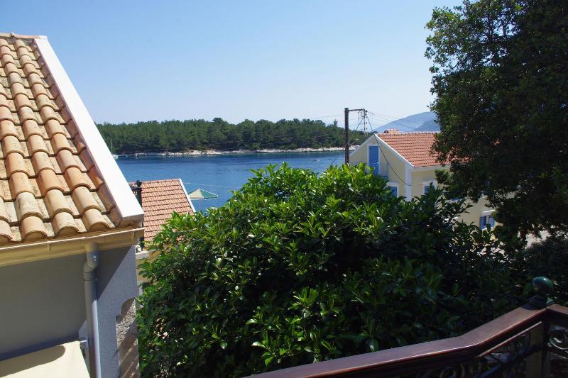 Faros Suites - Adults Only image