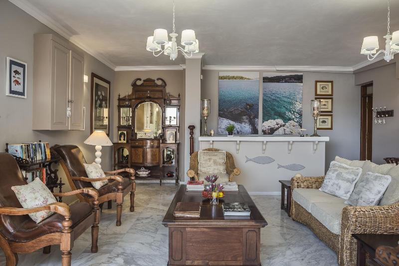 Faros Suites - Adults Only image