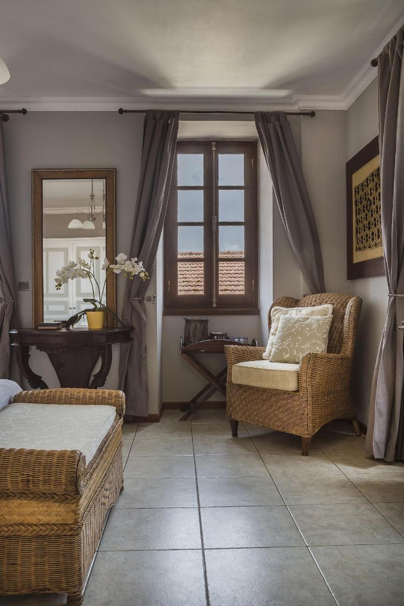 Faros Suites - Adults Only image