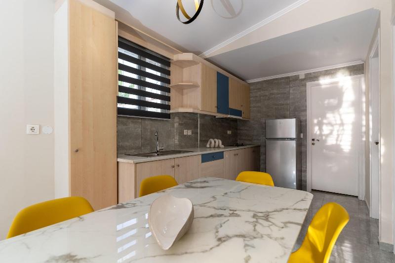 Acapulco Marinos Studios & Apartments image