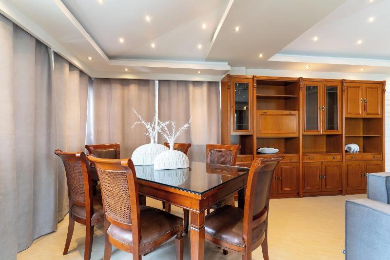 Acapulco Marinos Studios & Apartments image