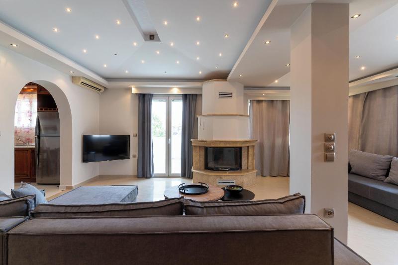 Acapulco Marinos Studios & Apartments image