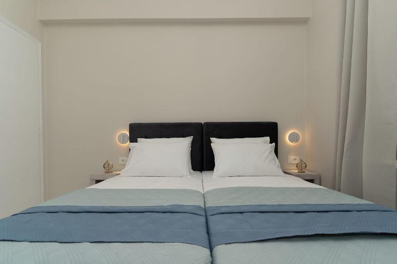 Acapulco Marinos Studios & Apartments image