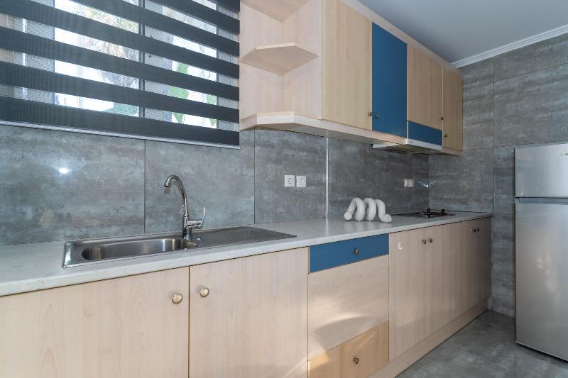 Acapulco Marinos Studios & Apartments image
