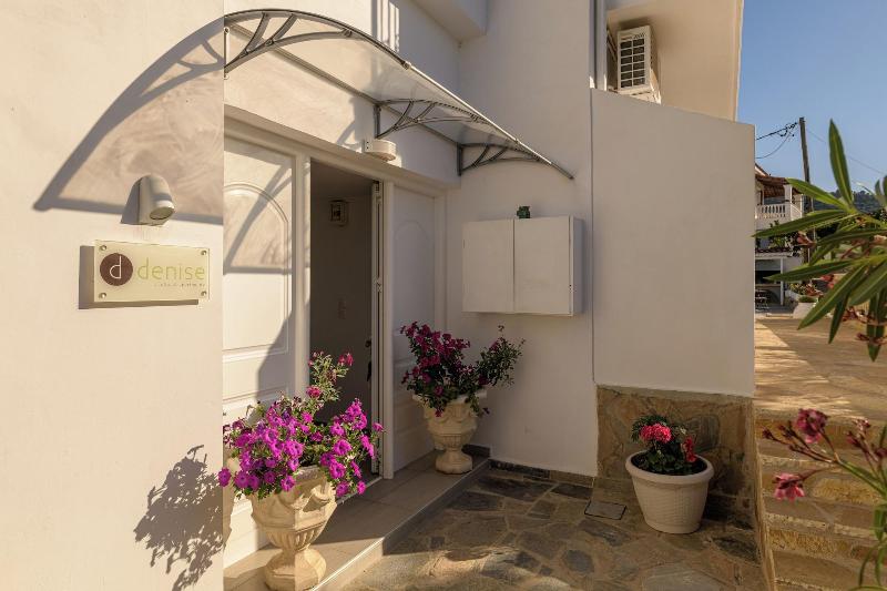 Denise Studios & Apartments — exterior view
