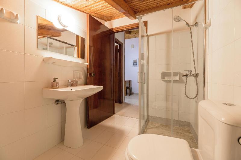 Denise Studios & Apartments image