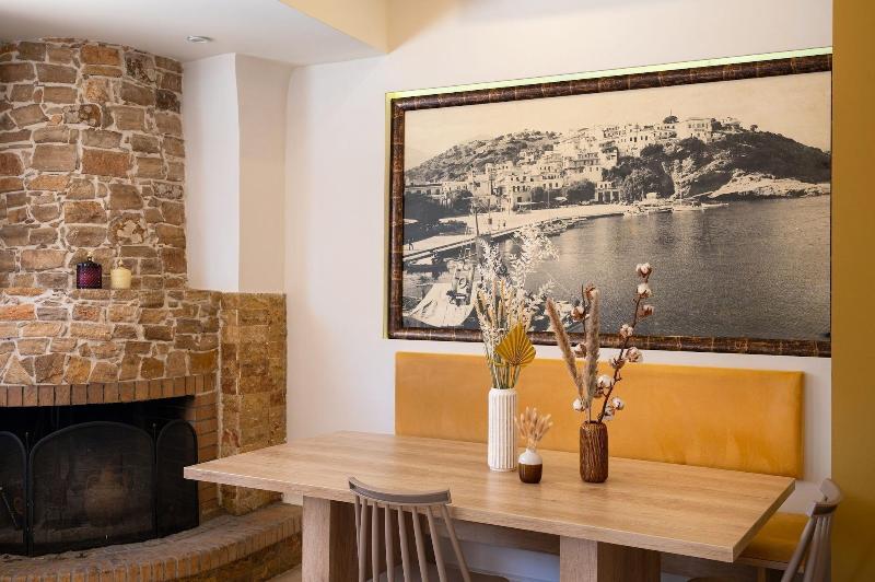 Hotel Minos image