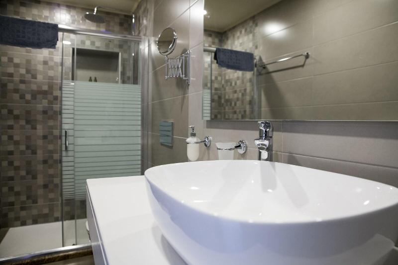 Hotel Minos image