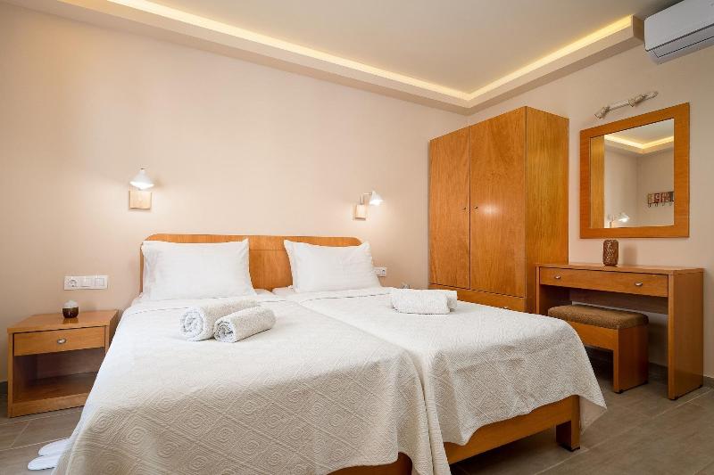 Hotel Minos image