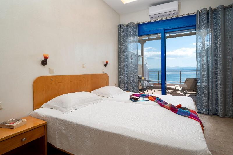 Hotel Minos image