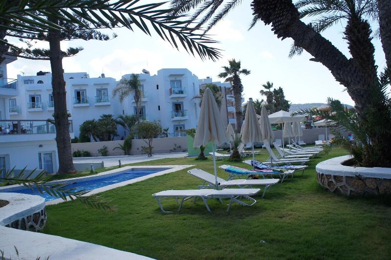Palm Beach Hotel image