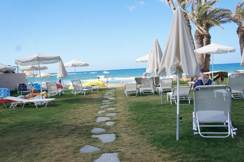 Palm Beach Hotel image