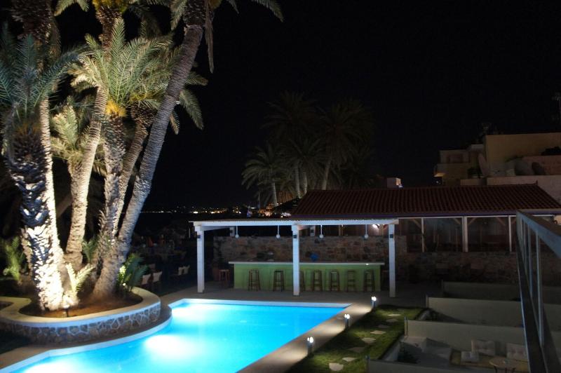 Palm Beach Hotel image