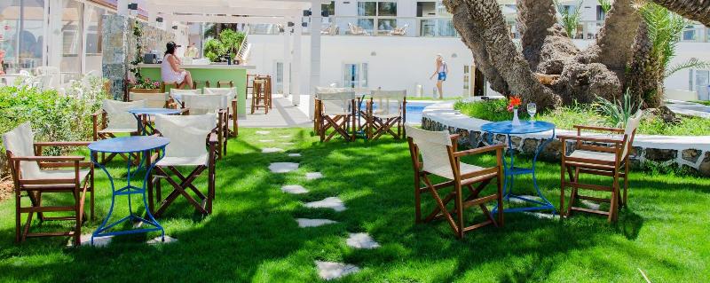 Palm Beach Hotel image