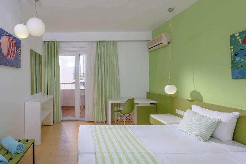 Palm Beach Hotel image