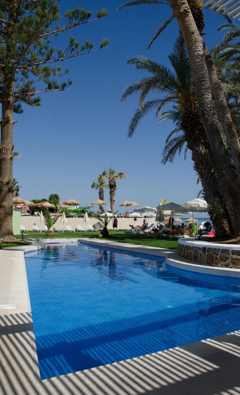 Palm Beach Hotel image