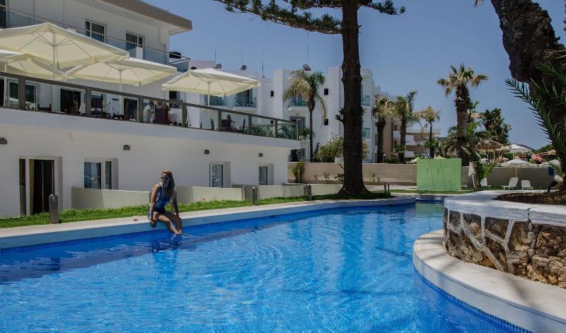 Palm Beach Hotel image