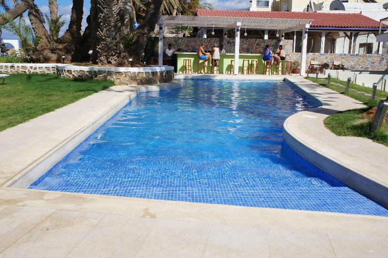 Palm Beach Hotel image