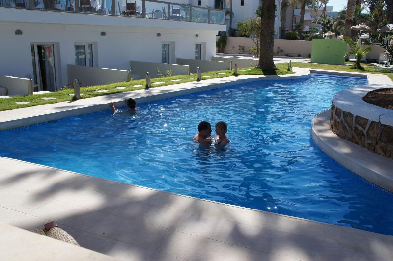 Palm Beach Hotel image